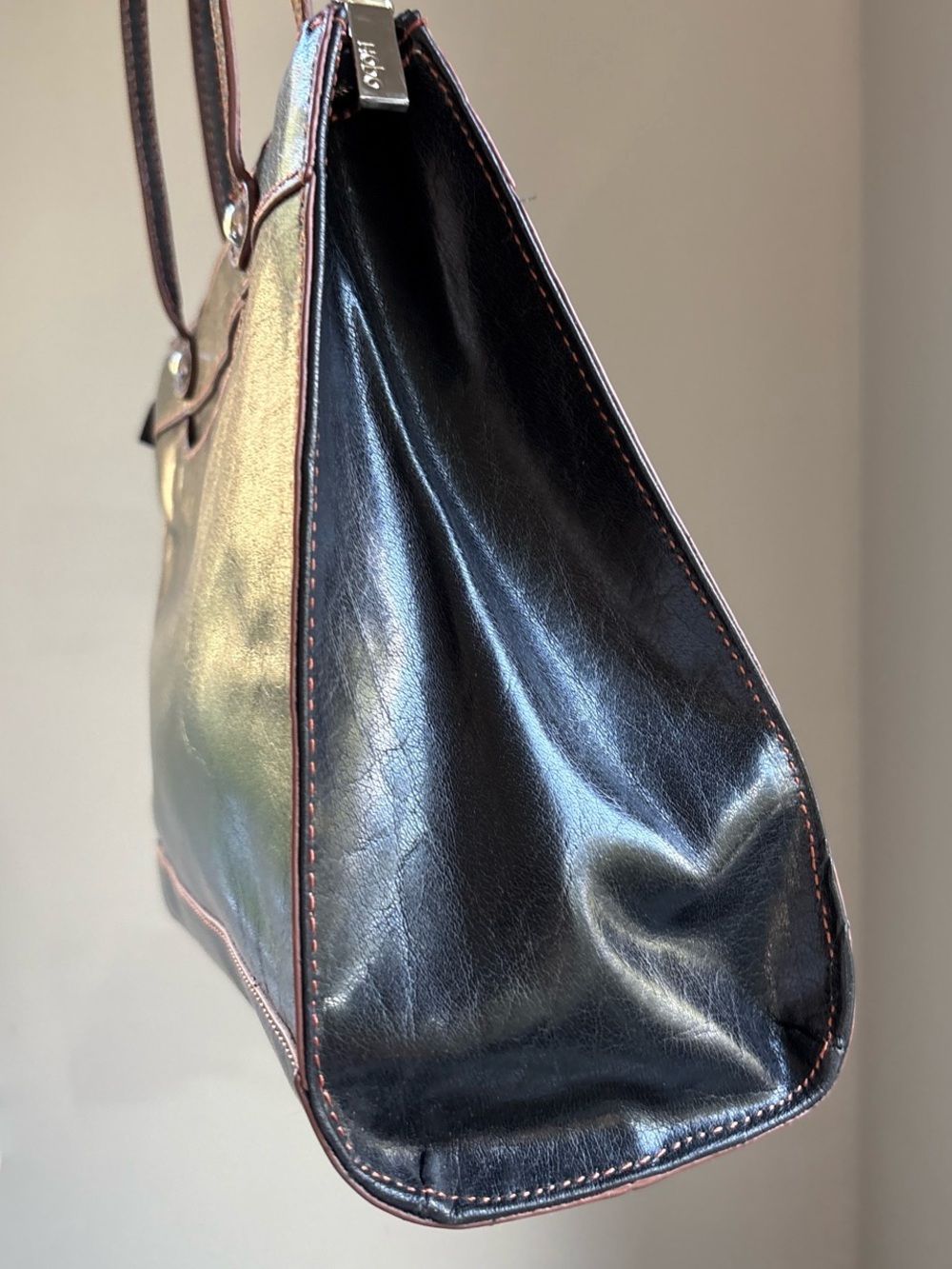 HOBO Black Leather Shoulder Bag Tote with Contrast Brown Stitching - Picture 5 of 8